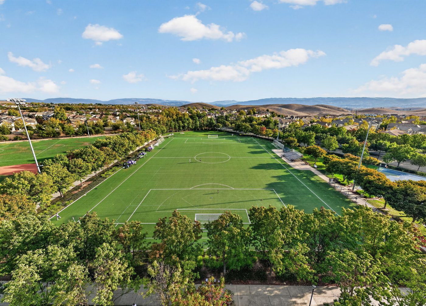 Keep: the soccer field cleaner