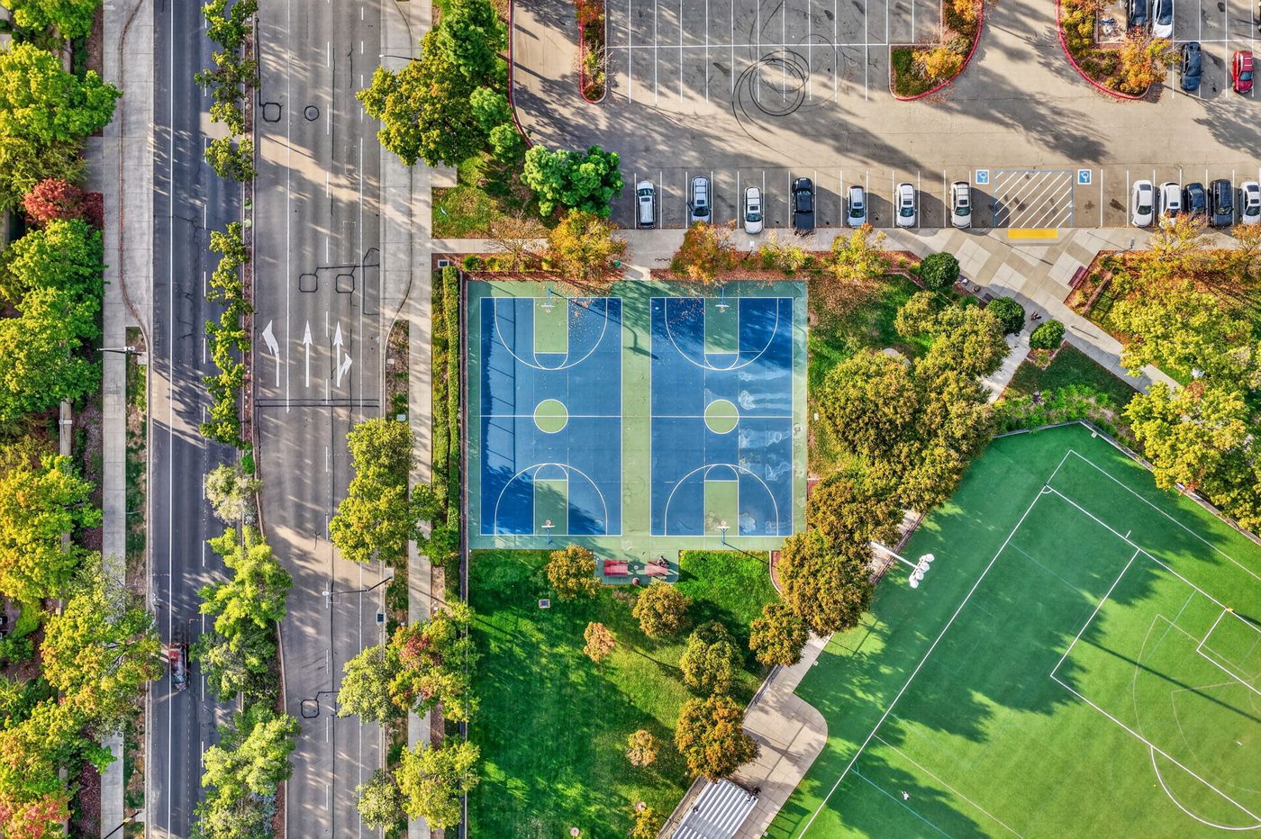 Keep: the courts in the center square