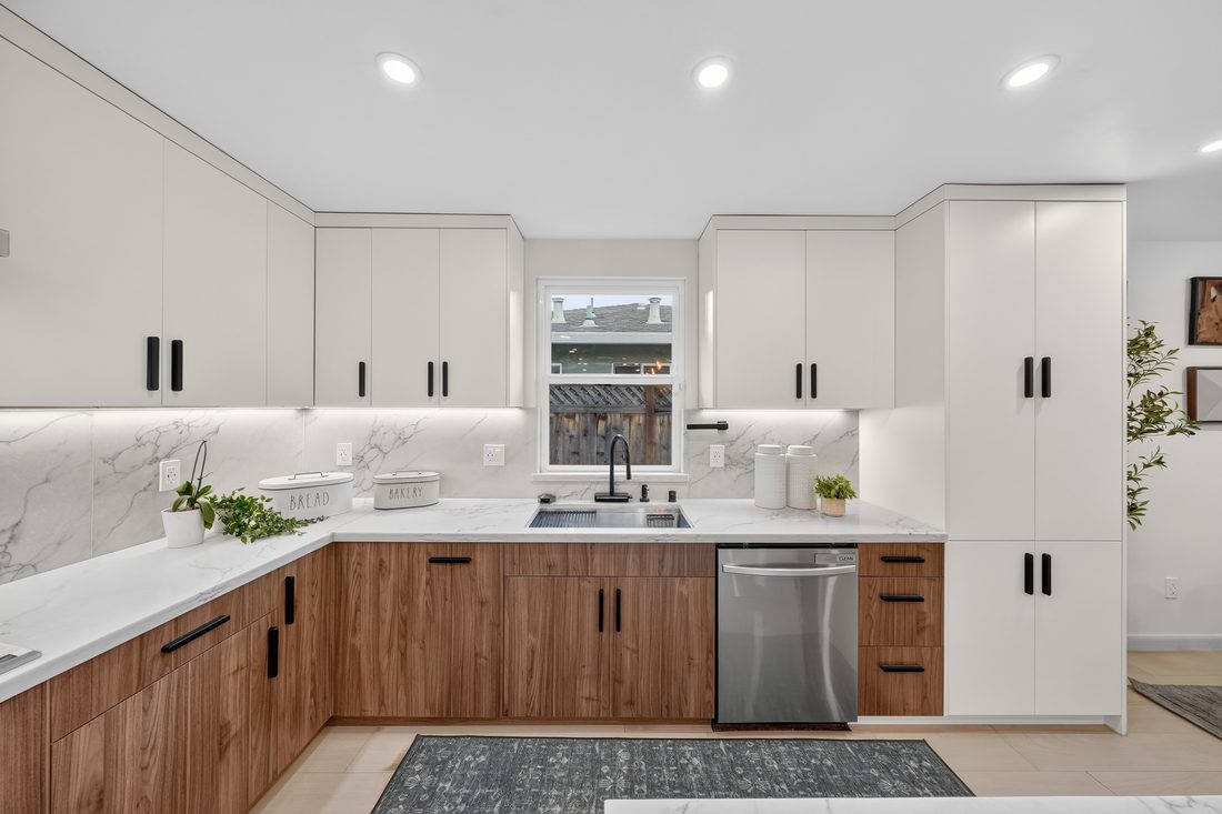Jose · 30-03_Kitchen_Angle_F.JPG