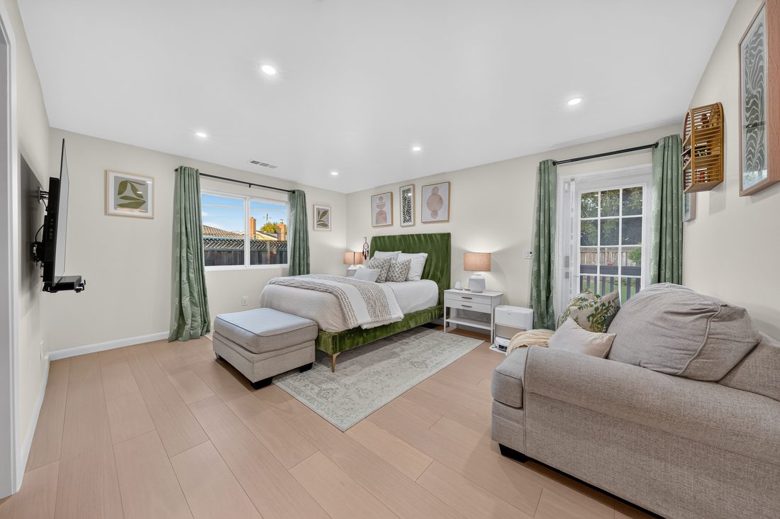 Jose · 45-06_Primary_Bedroom_Angle_A.JPG