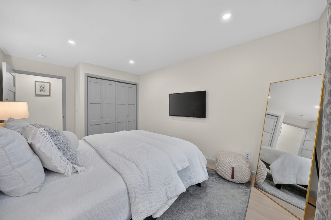 Jose · 50-07_Secondary_Bedroom_1_Angle_C.JPG