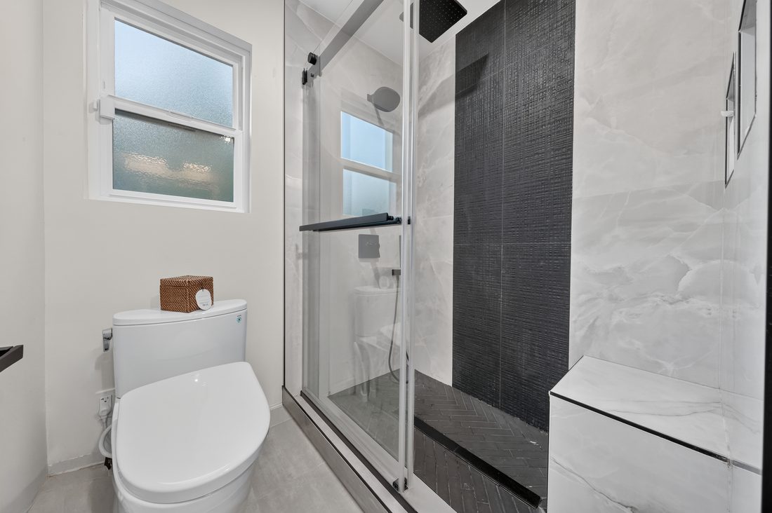 Jose · 60-10_Primary_Bathroom_Angle_D.JPG
