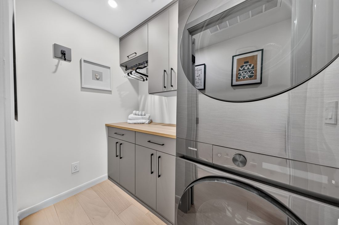 Jose · 66-13_Laundry_Mudroom_Angle_A.JPG