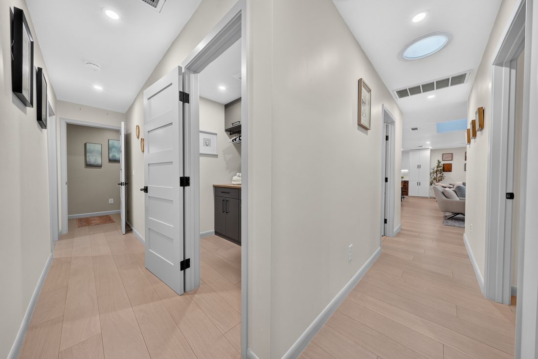 Jose · 67-14_Hallways_Stairs_Angle_A.JPG