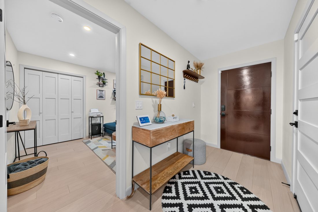 Jose · 69-15_Entryway_Foyer_Angle_A.JPG