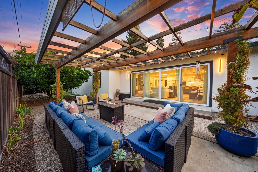 Jose, twilight version · 71-16_Back_Yard_Patio_Angle_B_Twilight_v1.JPG