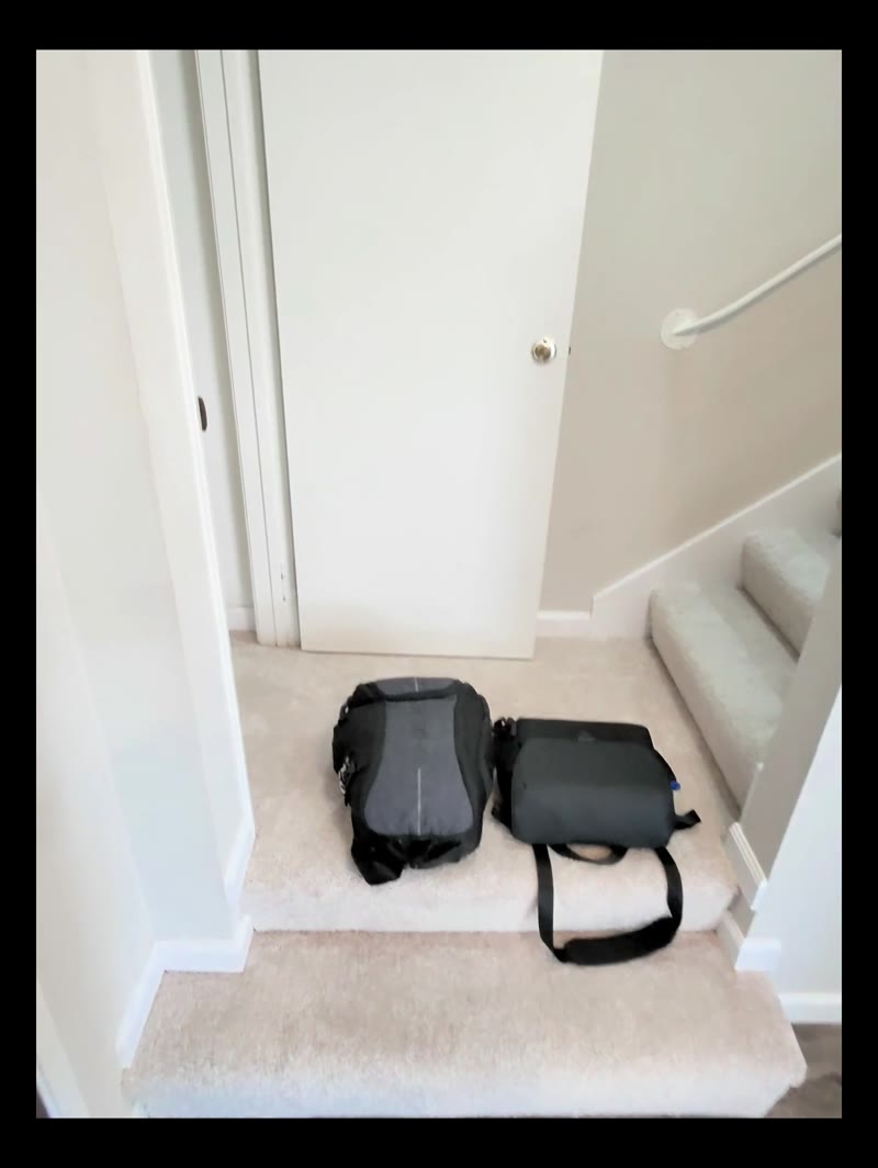 Backpack Loadout + AirTag