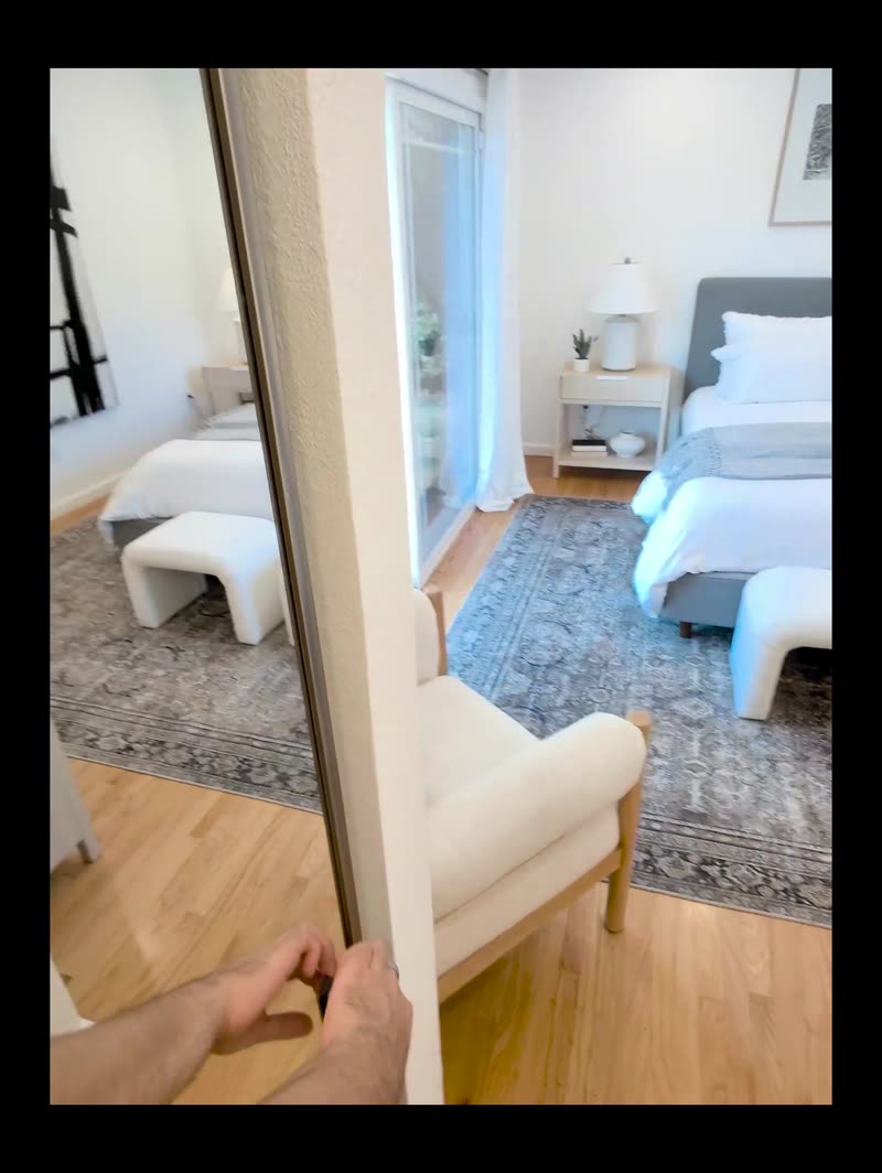 Play clip 17: Which Closets to Shoot